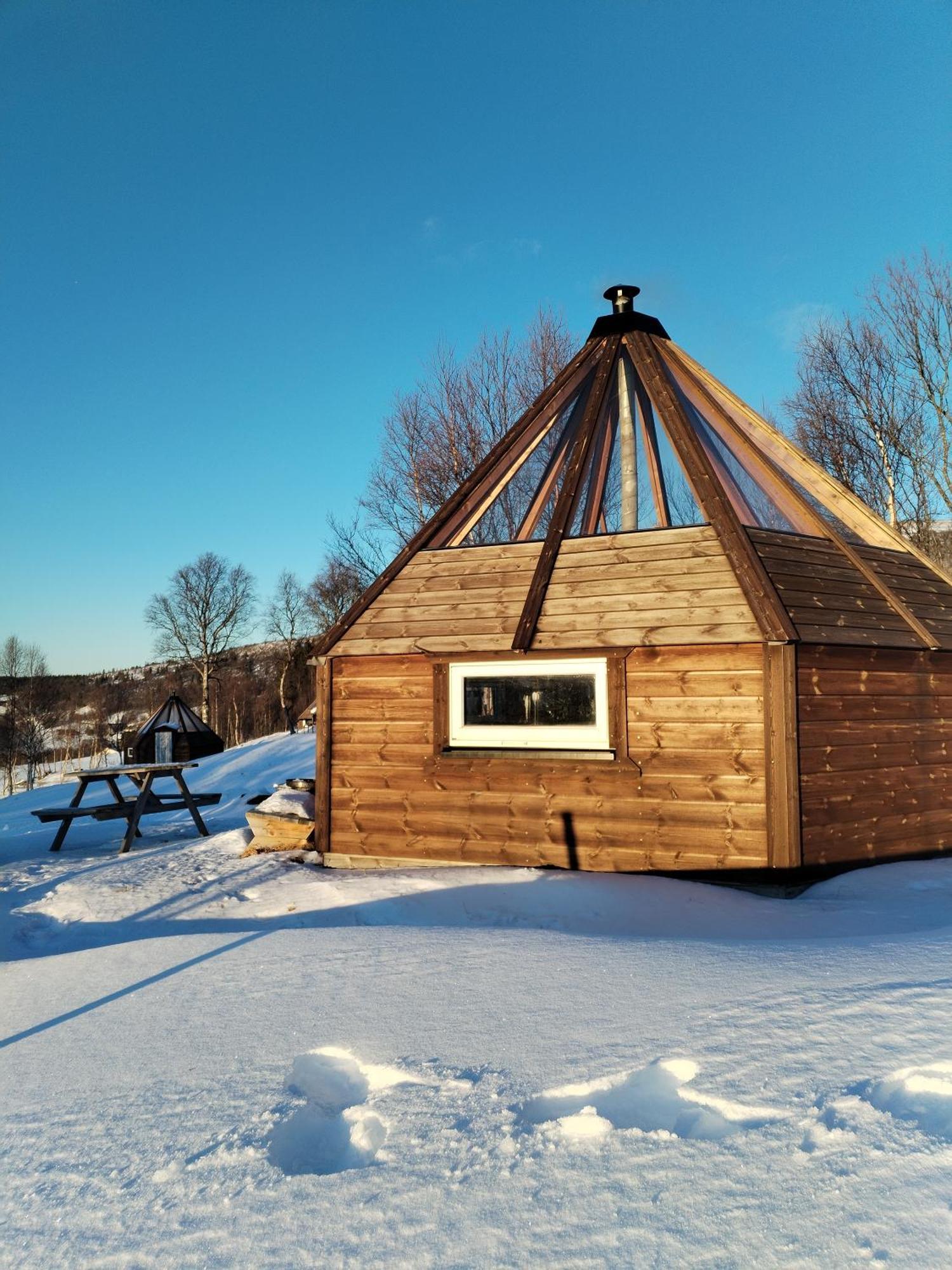 Hessdalen Ufocamp Apartment Varhus ห้อง รูปภาพ