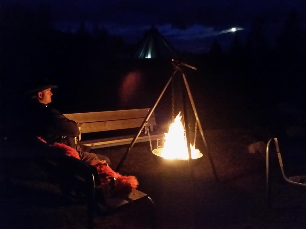 Hessdalen Ufocamp Apartment Varhus ภายนอก รูปภาพ